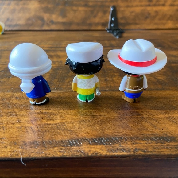 Ryans World Road Trip Mini 2" Figures, lot of 3. - Picture 4 of 7
